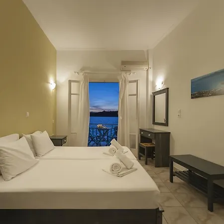 Angeliki Seaside Hotel 2*